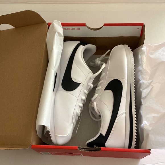NIKE White Cortez Sneakers Big Kid 5 - Picture 11 of 11
